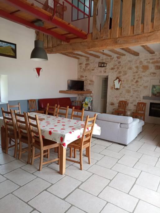 Longere Berrichonne, Calme Absolu, 13 Personnes Villa Saint-Pierre-les-Etieux Exterior foto